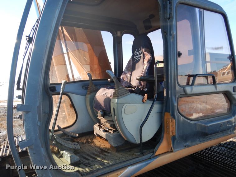 image for item FU9032 2007 Case CX240 long reach excavator