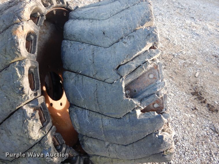 image for item FU9045 (4) demolition tires and wheels