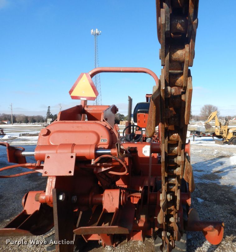 image for item FU9051 1995 Ditch Witch 5110 trencher