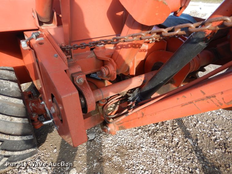 image for item FU9051 1995 Ditch Witch 5110 trencher