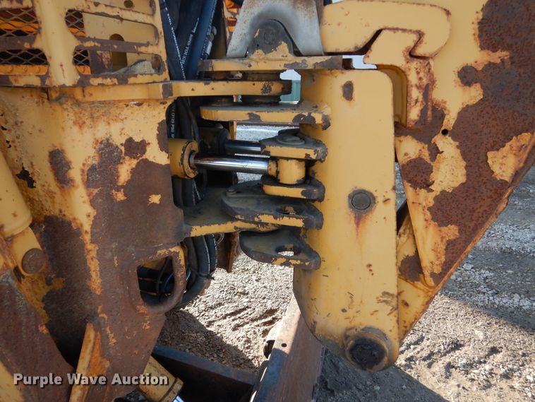 image for item FU9052 2000 Vermeer V5800 trencher