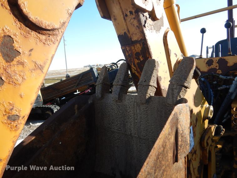 image for item FU9052 2000 Vermeer V5800 trencher