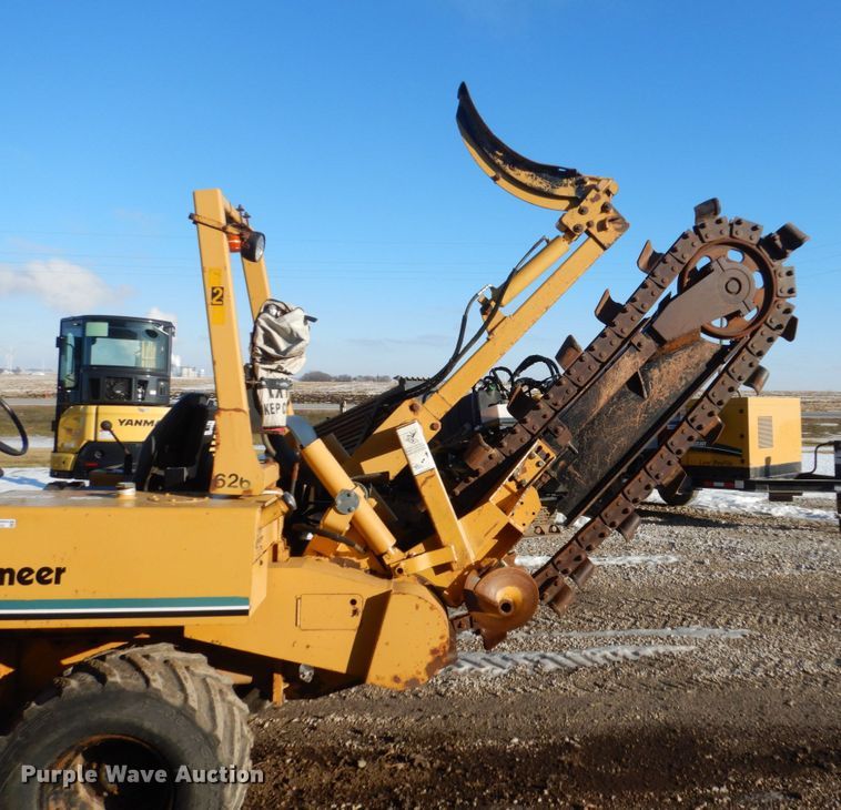 image for item FU9052 2000 Vermeer V5800 trencher