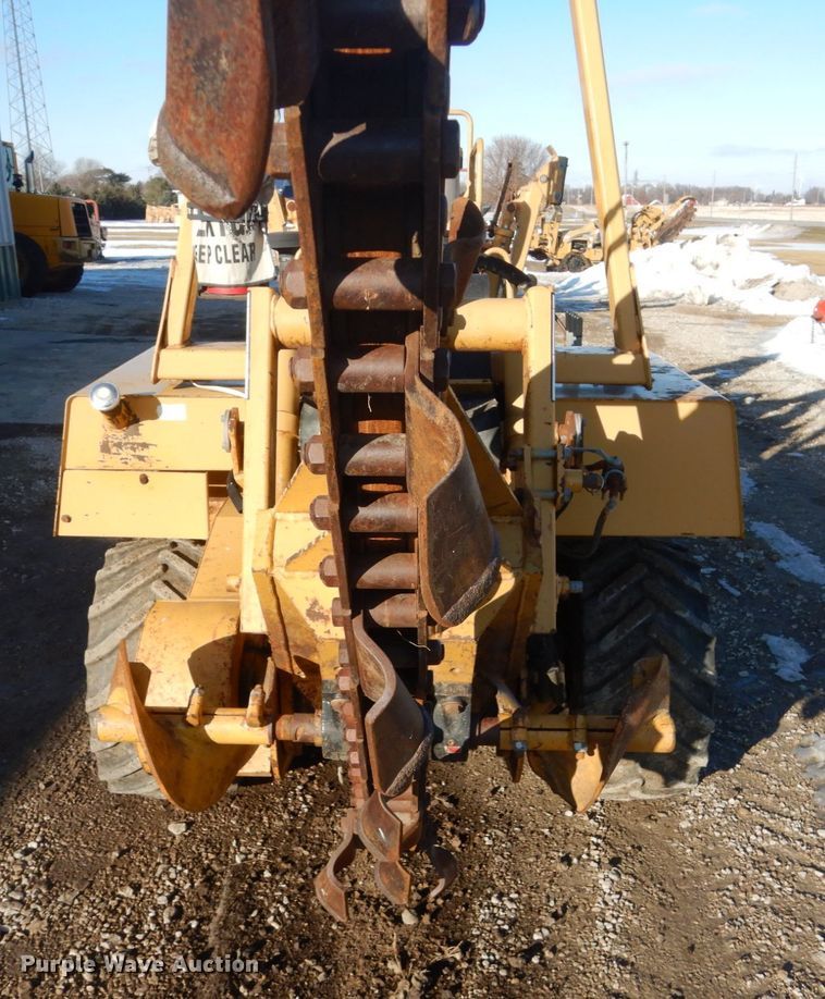 image for item FU9052 2000 Vermeer V5800 trencher