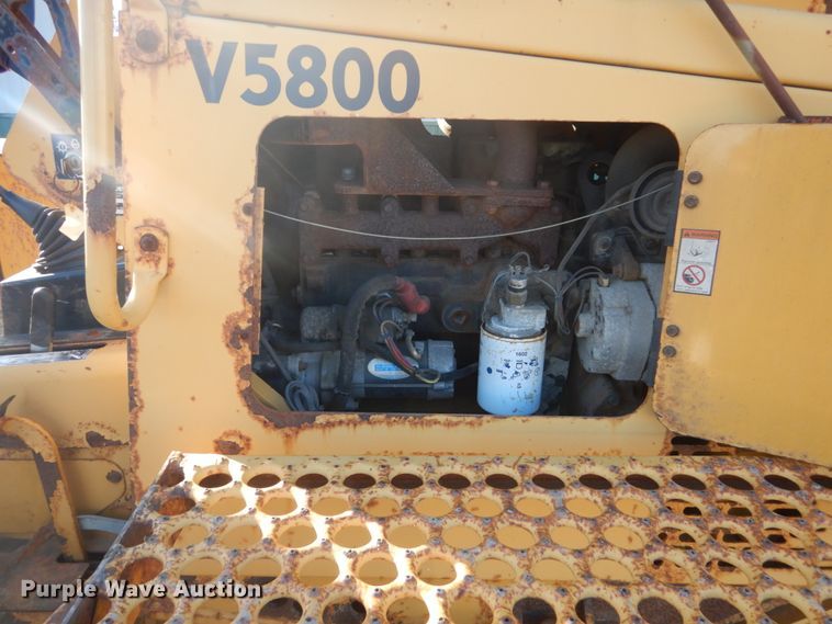 image for item FU9052 2000 Vermeer V5800 trencher