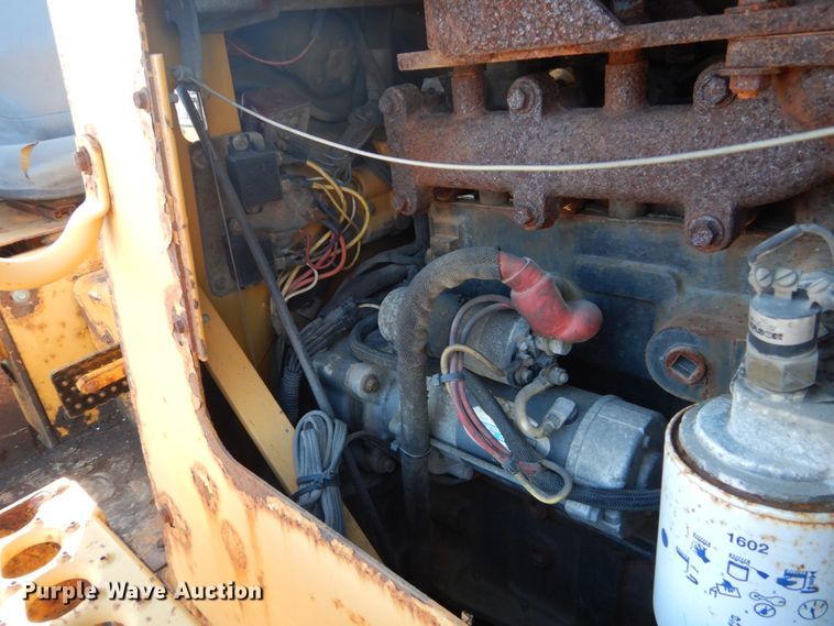 image for item FU9052 2000 Vermeer V5800 trencher