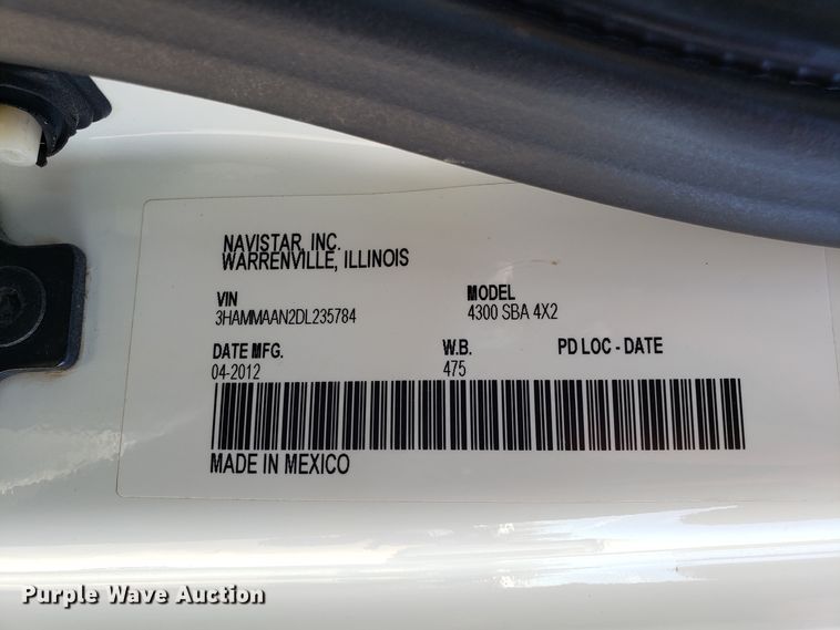 image for item FW9571 2013 International 4300 service truck with crane