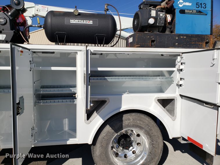 image for item FW9571 2013 International 4300 service truck with crane