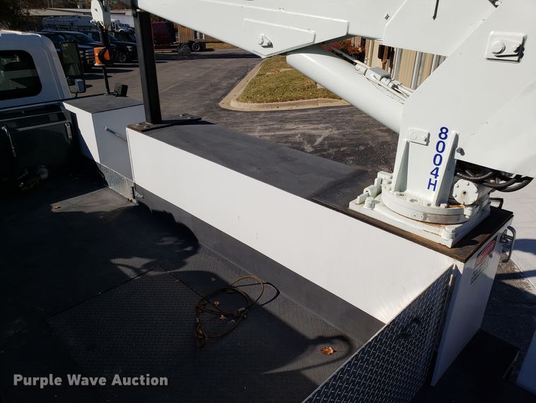 image for item FW9571 2013 International 4300 service truck with crane