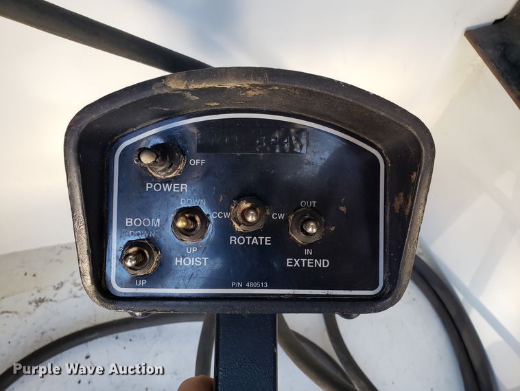 image for item FW9571 2013 International 4300 service truck with crane