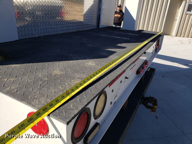 image for item FW9571 2013 International 4300 service truck with crane