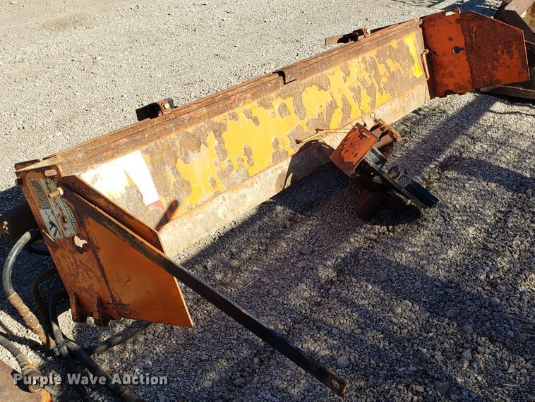 image for item FW9576 Henderson tailgate speader