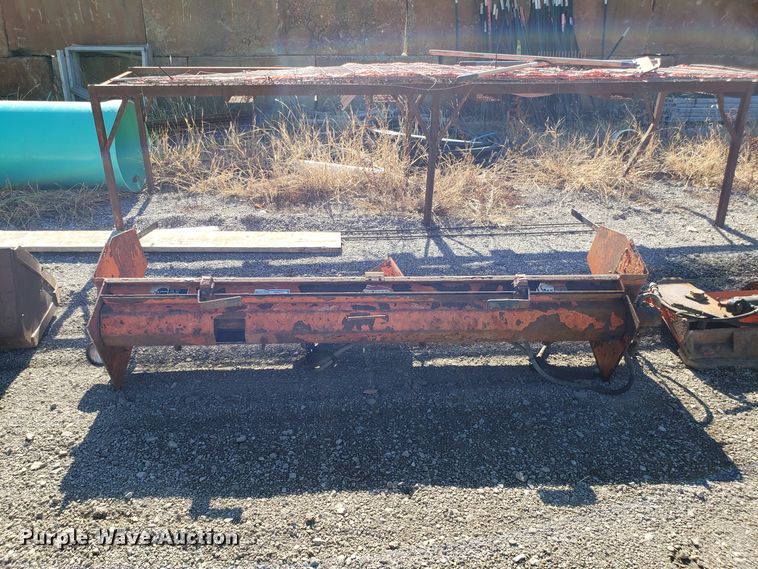 image for item FW9576 Henderson tailgate speader