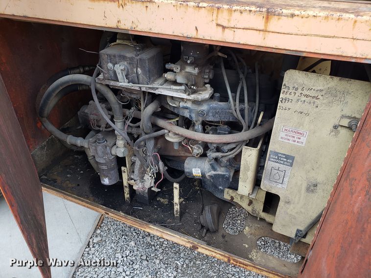 image for item GA9299 1996 JLG 33RTS scissor lift