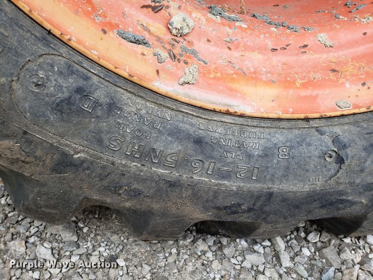 image for item GA9299 1996 JLG 33RTS scissor lift