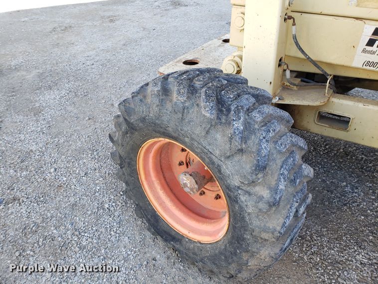 image for item GA9299 1996 JLG 33RTS scissor lift