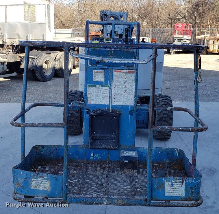 image for item GA9300 Genie Z-34/22 boom lift