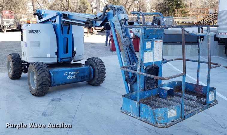 image for item GA9300 Genie Z-34/22 boom lift
