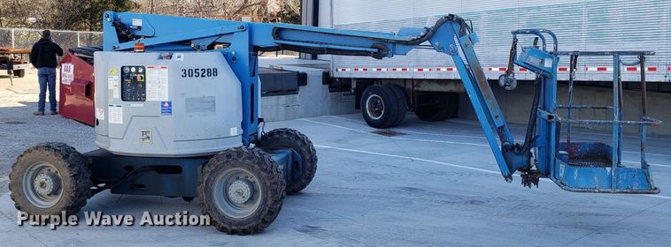image for item GA9300 Genie Z-34/22 boom lift