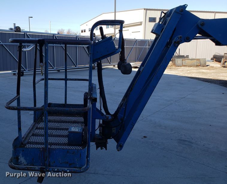 image for item GA9300 Genie Z-34/22 boom lift