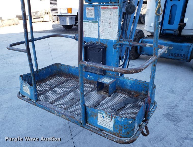 image for item GA9300 Genie Z-34/22 boom lift