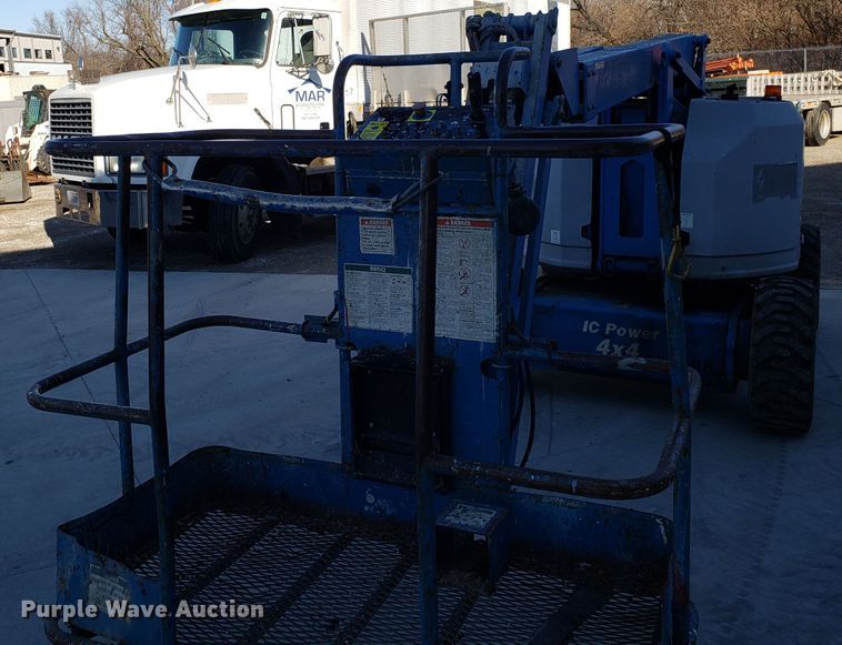 image for item GA9300 Genie Z-34/22 boom lift