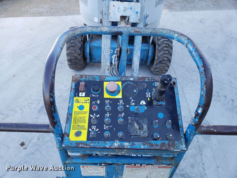 image for item GA9300 Genie Z-34/22 boom lift
