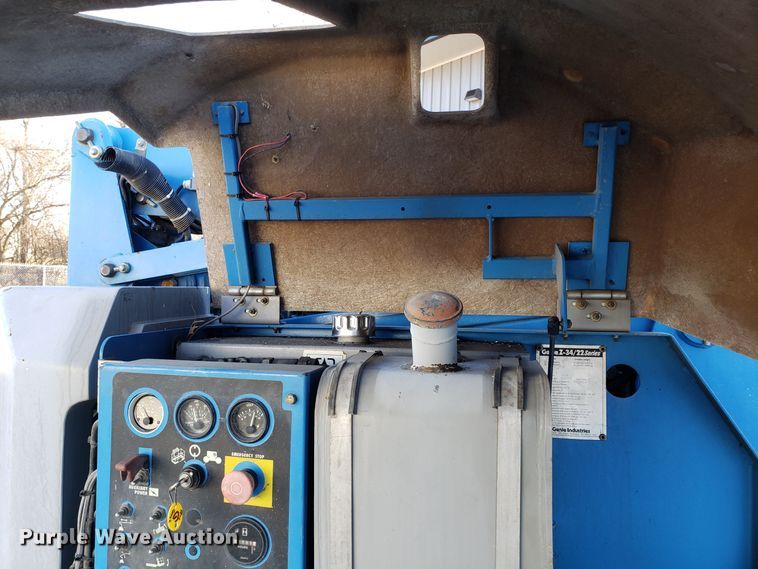 image for item GA9300 Genie Z-34/22 boom lift