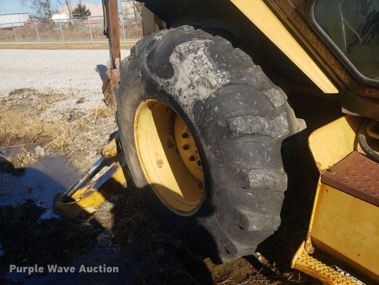 image for item GA9304 1993 Caterpillar 426B backhoe