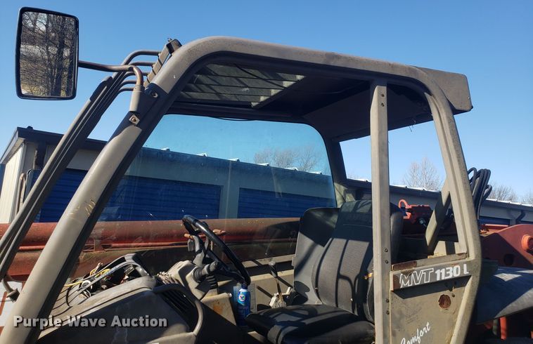 image for item GA9305 1998 Manitou MVT 1340L telehandler