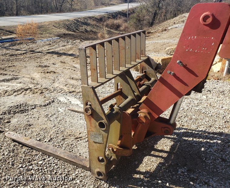 image for item GA9305 1998 Manitou MVT 1340L telehandler