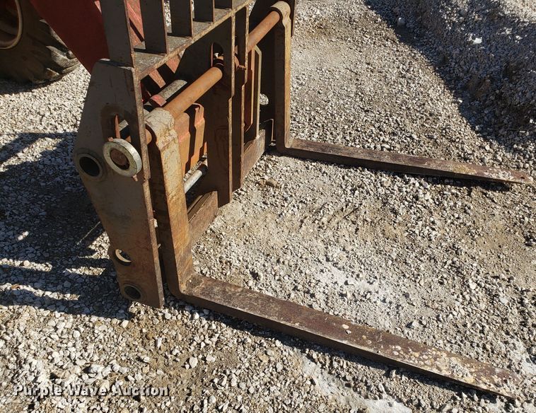 image for item GA9305 1998 Manitou MVT 1340L telehandler