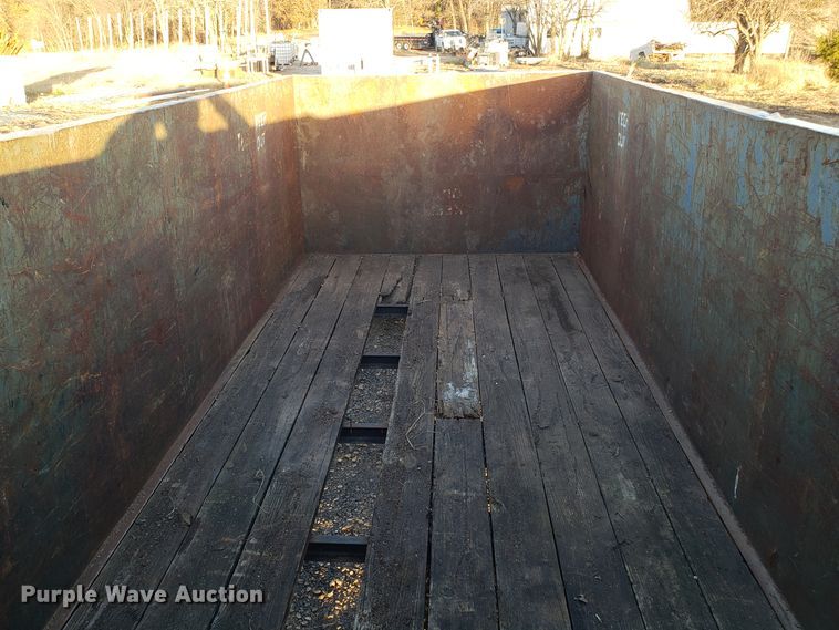 image for item GA9308 Roll off container