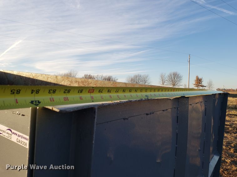 image for item GA9308 Roll off container