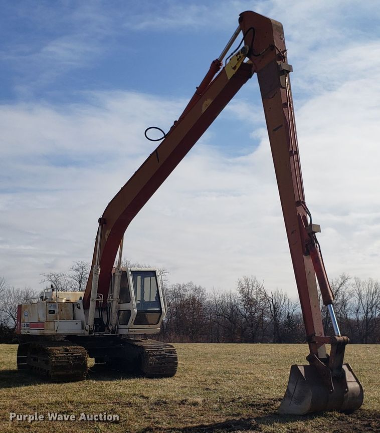 image for item GA9321 1981 Link Belt LS-2800 long reach excavator