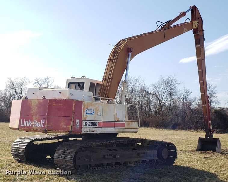 image for item GA9321 1981 Link Belt LS-2800 long reach excavator