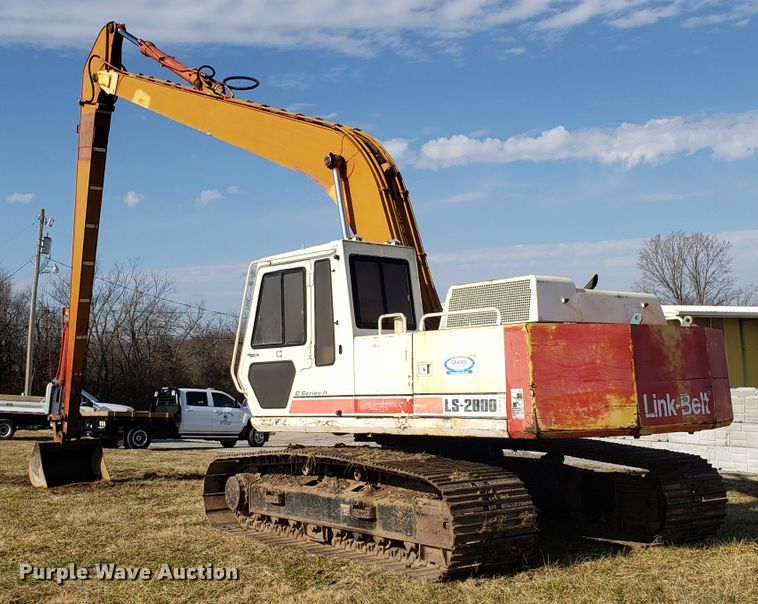 image for item GA9321 1981 Link Belt LS-2800 long reach excavator