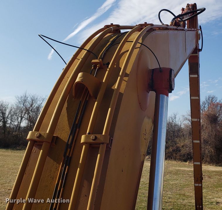 image for item GA9321 1981 Link Belt LS-2800 long reach excavator