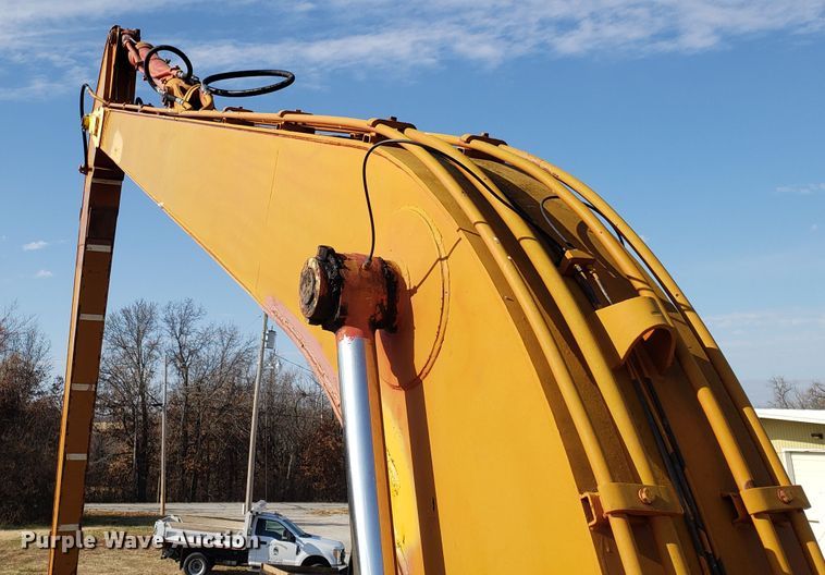 image for item GA9321 1981 Link Belt LS-2800 long reach excavator