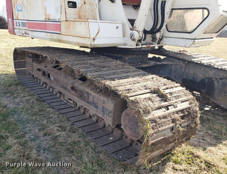 image for item GA9321 1981 Link Belt LS-2800 long reach excavator