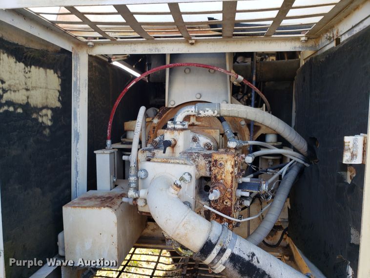 image for item GA9321 1981 Link Belt LS-2800 long reach excavator