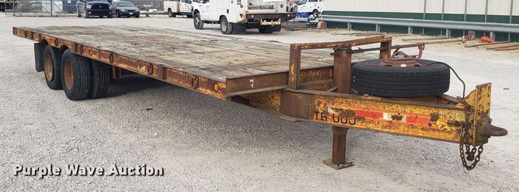 image for item GA9352 1985 CZ Engineering CZ20KT equipment trailer