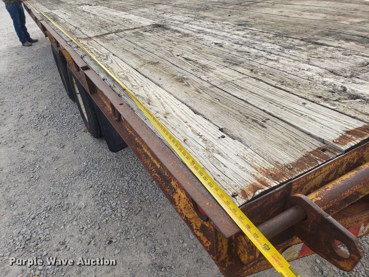 image for item GA9352 1985 CZ Engineering CZ20KT equipment trailer