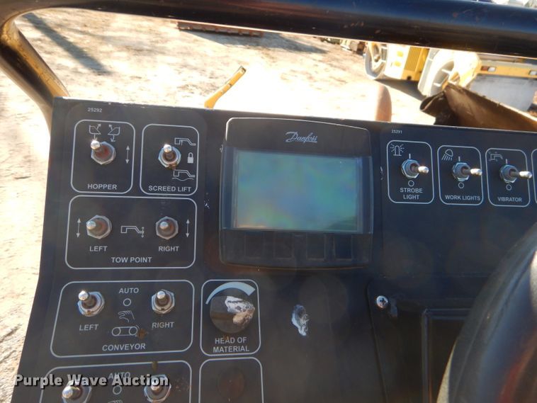 image for item GB9541 Weiler P385 paver