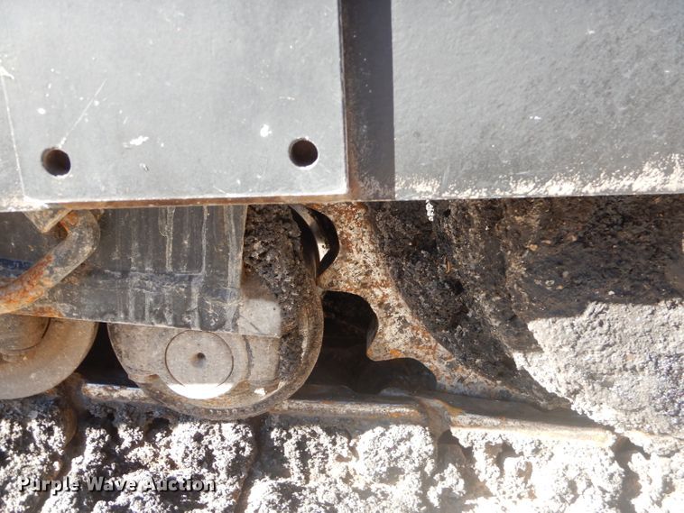 image for item GB9541 Weiler P385 paver