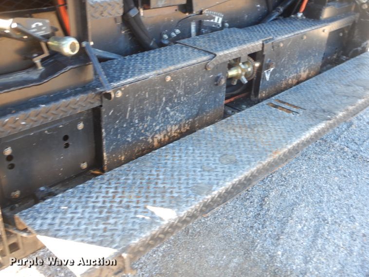 image for item GB9541 Weiler P385 paver