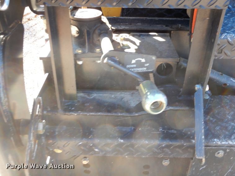 image for item GB9541 Weiler P385 paver