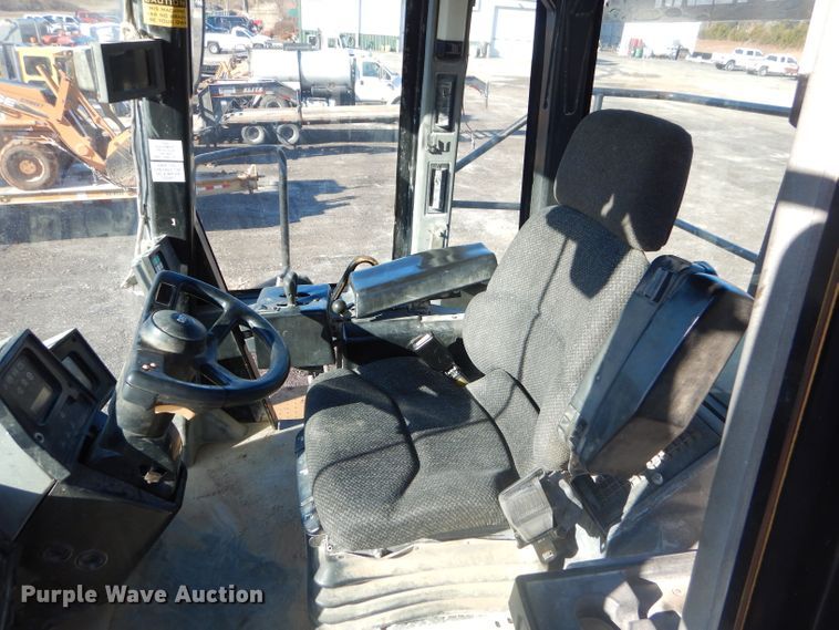 image for item GB9543 1998 Caterpillar 980G wheel loader