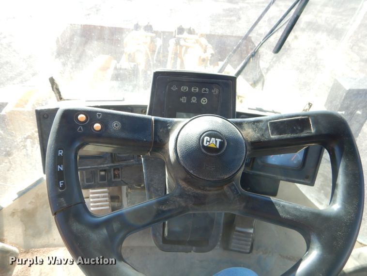 image for item GB9543 1998 Caterpillar 980G wheel loader