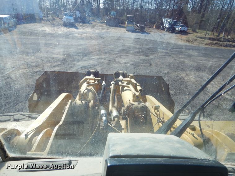 image for item GB9543 1998 Caterpillar 980G wheel loader